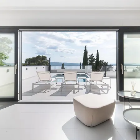 Semesterbostad Moderne Xema Am Meer- Magischer Blick By Interhome