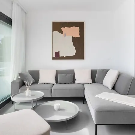 Moderne Xema Am Meer- Magischer Blick By Interhome *