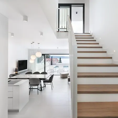 Semesterbostad Moderne Xema Am Meer- Magischer Blick By Interhome