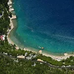 Moderne Xema Am Meer- Magischer Blick By Interhome *