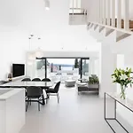 Moderne Xema Am Meer- Magischer Blick By Interhome Dramalj